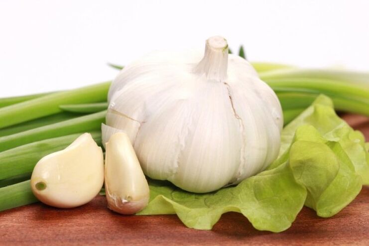 Garlic has antihelmintic properties due to its sharp taste. 